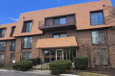 4000 Dundee Road #203B, Northbrook, IL 60062 - Photo 1