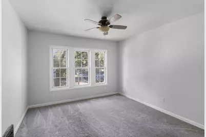 532 N 7th Street, Dekalb, IL 60115 - Photo 15