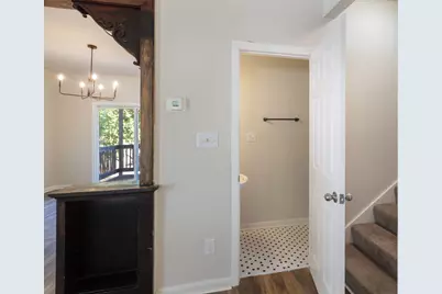 532 N 7th Street, Dekalb, IL 60115 - Photo 5