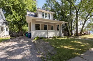 532 N 7th St, Dekalb, IL 60115 - Photo 1