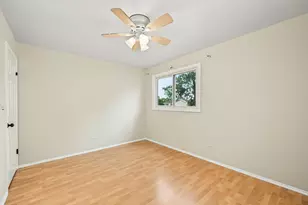 357 N Clarendon Ave, Lombard, IL 60148 - Photo 15