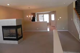 1137 Reserve Dr, Elgin, IL 60124 - Photo 5