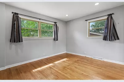 2945 Hartzell Street, Wilmette, IL 60091 - Photo 17