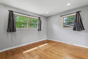 2945 Hartzell St, Wilmette, IL 60091 - Photo 17