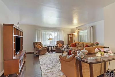 1012 Elder Avenue, McHenry, IL 60051 - Photo 5