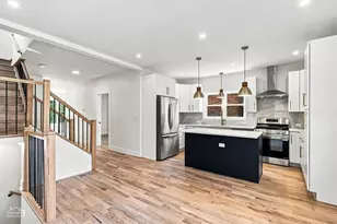 5722 W Grover St, Chicago, IL 60630 - Photo 5