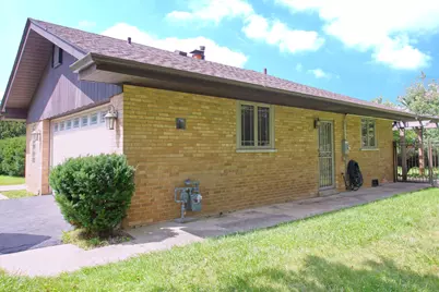 16W320 94th Street, Burr Ridge, IL 60527 - Photo 15