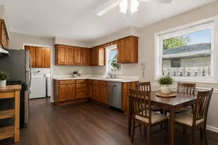 1145 S Haddow Ave, Arlington Heights, IL 60005 - Photo 7