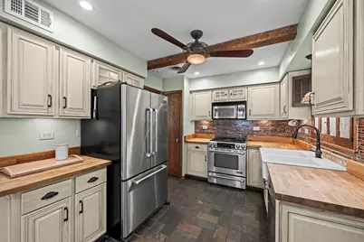 1216 E Mayfair Road, Arlington Heights, IL 60004 - Photo 5