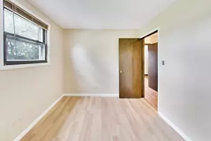 3040 N Wolf Rd, Melrose Park, IL 60164 - Photo 25