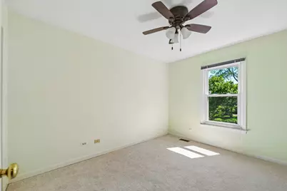 2027 Richton Drive, Wheaton, IL 60189 - Photo 17