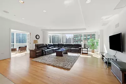 415 E North Water Street #2805, Chicago, IL 60611 - Photo 23