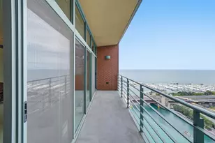 415 E North Water St, Chicago, IL 60611 - Photo 31