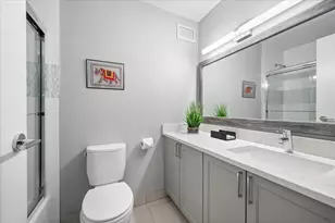 480 N McClurg Ct, Chicago, IL 60611 - Photo 19