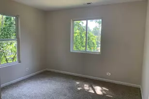 949 Harriet Ave, Aurora, IL 60505 - Photo 19