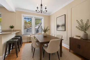 2018 W Greenleaf Ave, Chicago, IL 60645 - Photo 7