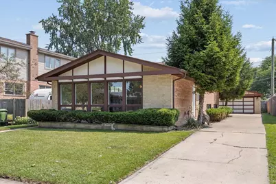 5239 Oakdale Drive, Oak Lawn, IL 60453 - Photo 1