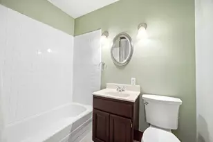 624 S 2nd St, Dekalb, IL 60115 - Photo 11