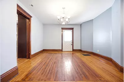 624 S 2nd Street, Dekalb, IL 60115 - Photo 7