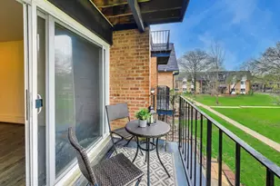 2A E Dundee Quarter Dr, Palatine, IL 60074 - Photo 15