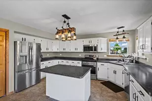 24427 Arrowhead Dr, Manhattan, IL 60442 - Photo 7