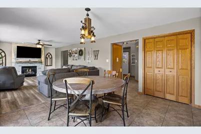 24427 Arrowhead Drive, Manhattan, IL 60442 - Photo 9