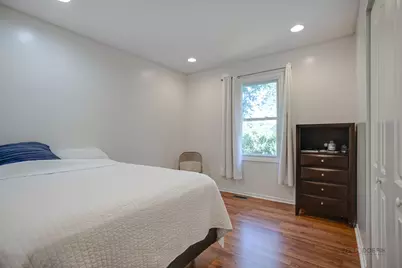 600 Thompson Boulevard, Buffalo Grove, IL 60089 - Photo 27