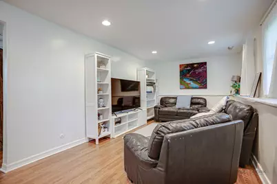 600 Thompson Boulevard, Buffalo Grove, IL 60089 - Photo 19