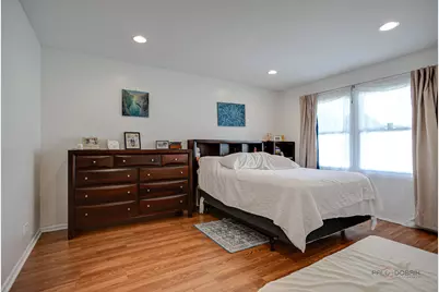 600 Thompson Boulevard, Buffalo Grove, IL 60089 - Photo 23