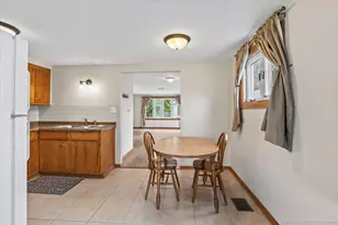8875 S Corcoran Rd, Hometown, IL 60456 - Photo 11
