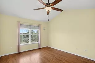444 Vaughn Cir, Aurora, IL 60502 - Photo 17