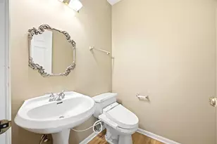 1330 Lunt Ct, Schaumburg, IL 60193 - Photo 9