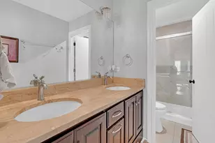 4503 Sassafras Ln, Naperville, IL 60564 - Photo 11