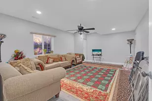 4503 Sassafras Ln, Naperville, IL 60564 - Photo 19