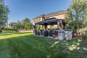 4503 Sassafras Ln, Naperville, IL 60564 - Photo 23