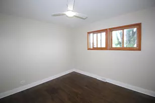 5950 W 87th Pl, Oak Lawn, IL 60453 - Photo 17
