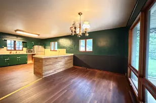 909 W Washington St, Clifton, IL 61727 - Photo 5