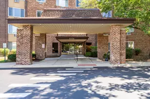 1375 Rebecca Dr, Hoffman Estates, IL 60169 - Photo 1