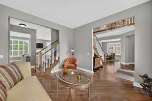 1113 Ashley Ln, Inverness, IL 60010 - Photo 5