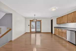304 Thames Dr, Shorewood, IL 60404 - Photo 17