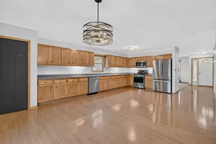 304 Thames Dr, Shorewood, IL 60404 - Photo 19