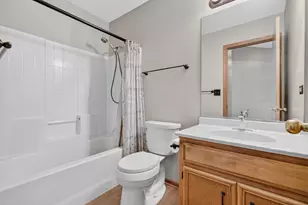 304 Thames Dr, Shorewood, IL 60404 - Photo 33