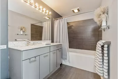 659 W Randolph Street #909, Chicago, IL 60661 - Photo 5