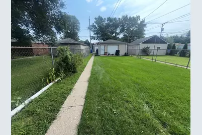 1637 N Sayre Avenue, Chicago, IL 60707 - Photo 25