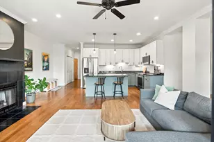 803 N Campbell Ave, Chicago, IL 60622 - Photo 5