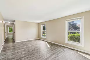 1760 Bristol Walk Walk, Hoffman Estates, IL 60169 - Photo 5