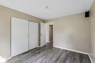 1760 Bristol Walk Walk, Hoffman Estates, IL 60169 - Photo 11