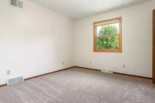 2379 Circle Dr, Belvidere, IL 61008 - Photo 13