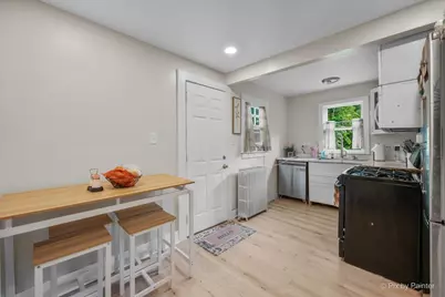 434 E Calhoun Street, Woodstock, IL 60098 - Photo 9