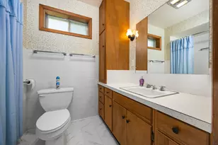 605 S Sycamore St, Centralia, IL 62801 - Photo 27